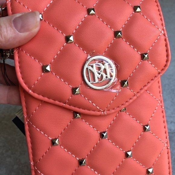 Badgley Mischka Phone Case Crossbody Diamond Pattern Quilting And Studs - Picture 8 of 12